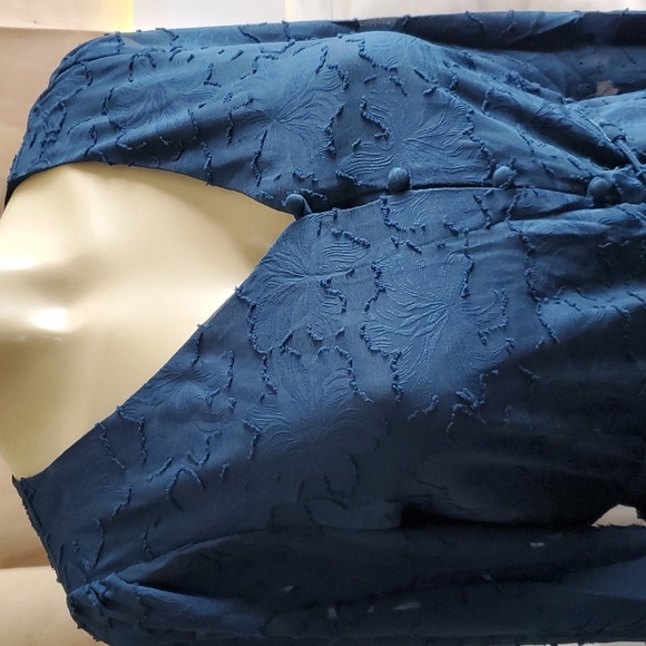 NWT Skies Are Blue Alia Button Down Blouse Size XS - Picture 2 of 9